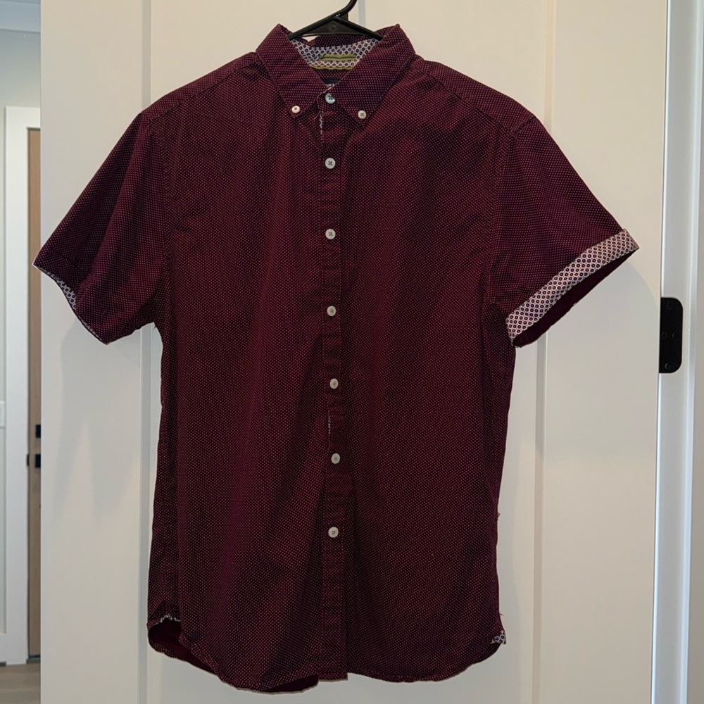 Men’s Short Sleeve Button Down